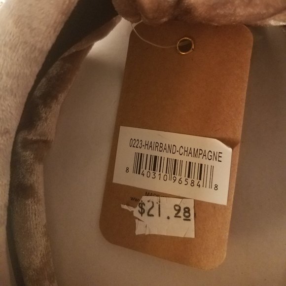 Simply Southern Hairband in Champagne - Picture 6 of 6